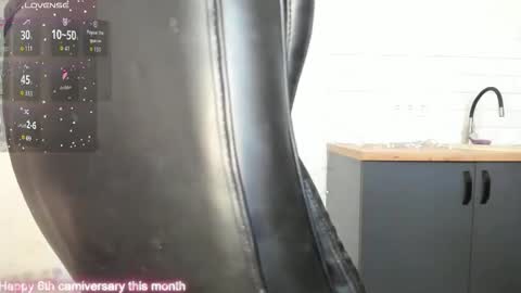 minionfriend online show from November 26, 11:40 am