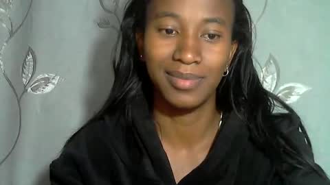 minouch211907 online show from March 31, 3:51 am