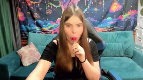 miraa_bloom online show from February 22, 2:41 pm