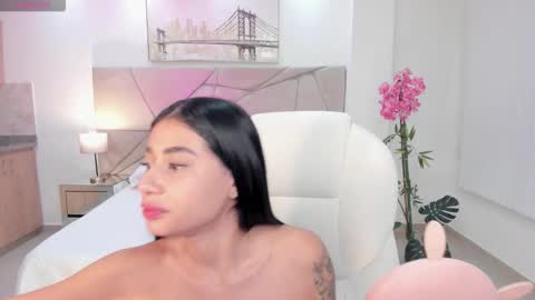 miranda_crawfor online show from November 24, 1:10 pm