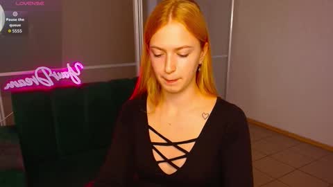 MirandaMayers online show from September 11, 6:14 am