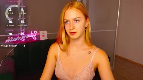 MirandaMayers online show from September 17, 5:55 am