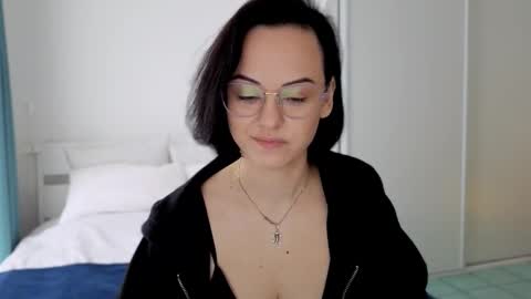 MiraSkyy online show from October 13, 12:18 pm