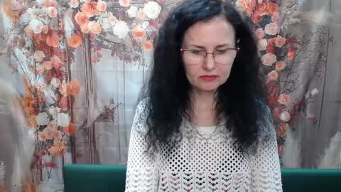 Miroslava Happi online show from April 11, 7:24 am