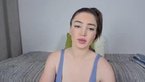 Elora online show from February 21, 9:29 pm