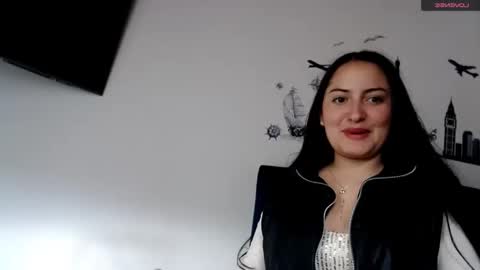 Nicol online show from December 22, 9:32 pm