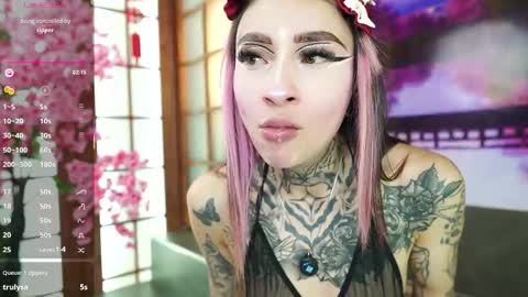 miss___angel online show from November 13, 6:32 pm