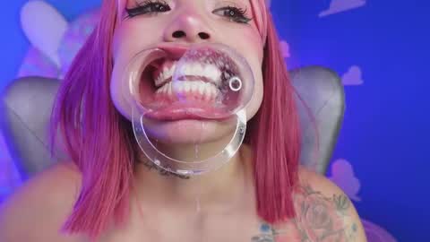 Sara online show from January 15, 9:56 pm