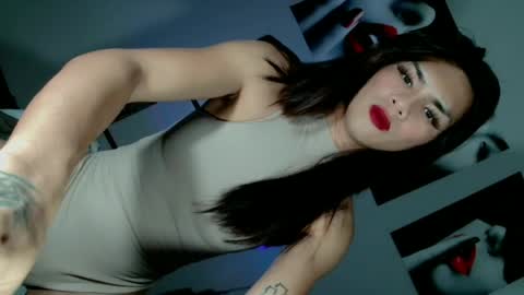 miss_bella69 online show from June 21, 4:13 pm