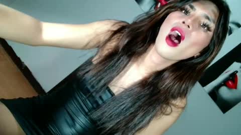 miss_bella69 online show from June 18, 5:18 pm