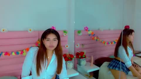 miss_charlotte78 online show from December 2, 9:24 pm