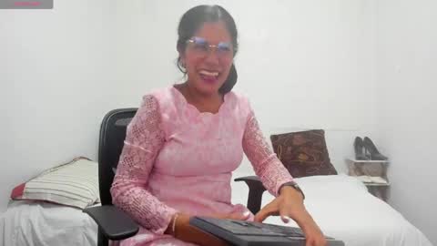Clare PocaHose online show from June 6, 4:07 am