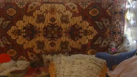 Elis online show from November 25, 3:00 pm