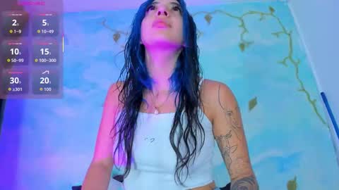 miss_evans_ online show from September 27, 7:17 am