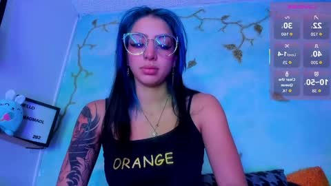 miss_evans_ online show from April 13, 2:49 am