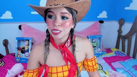 Evoleth online show from October 31, 11:43 am