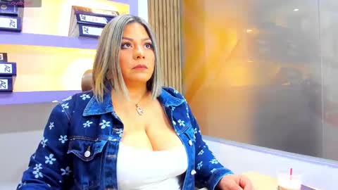 miss_horney online show from March 19, 1:38 pm