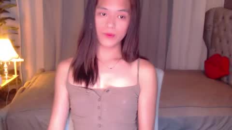 miss_jiji online show from May 15, 11:18 am