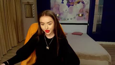 miss_kiten online show from February 20, 8:00 pm