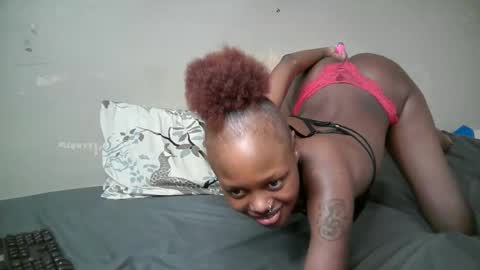 miss_pretty01 online show from May 5, 11:32 pm