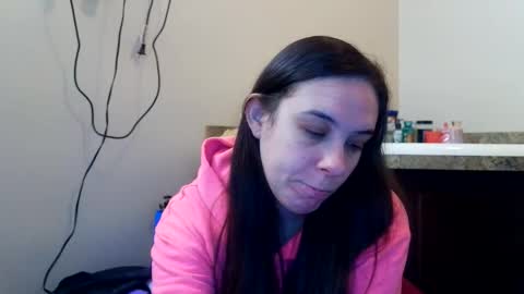 Bella online show from March 13, 2:42 pm