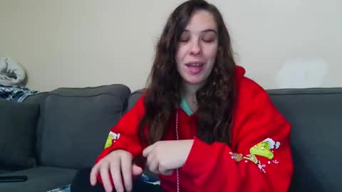 Bella online show from December 19, 4:13 pm