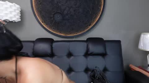 Vaiolette online show from April 8, 11:13 am