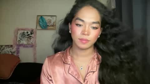 miss_veron_xoxo online show from February 14, 11:57 am