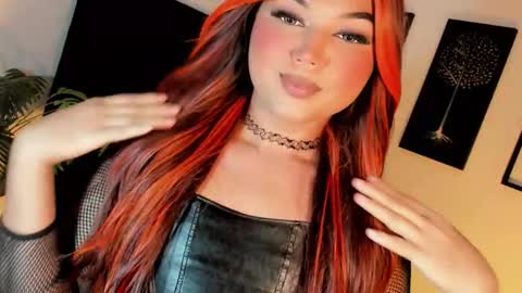 miss_zz online show from February 21, 9:18 pm