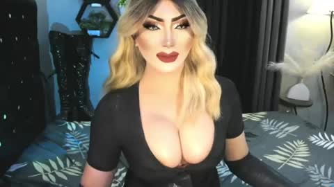 PRIESTESS CHANNEL online show from July 24, 12:24 pm