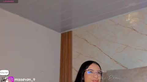 Sami Evan online show from March 23, 2:11 pm