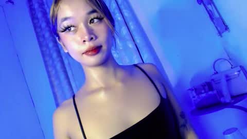 missfantasia online show from March 6, 9:41 am