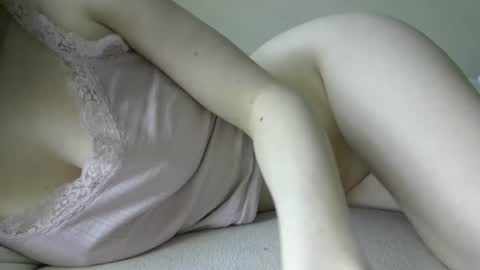 missflood online show from June 27, 12:22 pm