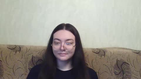 missis mona online show from March 31, 7:31 am