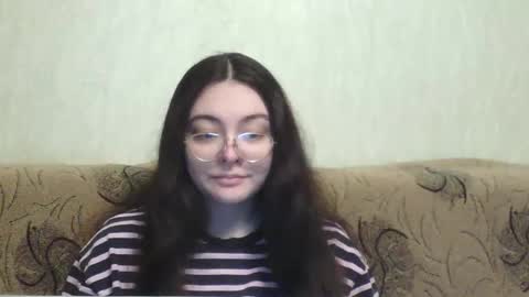 missis mona online show from May 2, 3:01 am