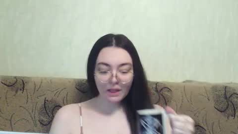 missis mona online show from March 17, 7:57 am