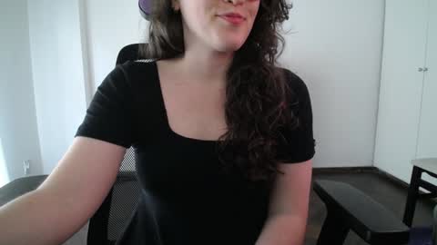 Ivana online show from December 5, 8:38 pm