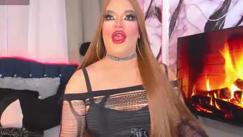 kassandra lazcano online show from July 17, 1:40 am