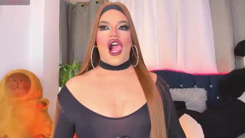 kassandra lazcano online show from July 15, 12:38 am