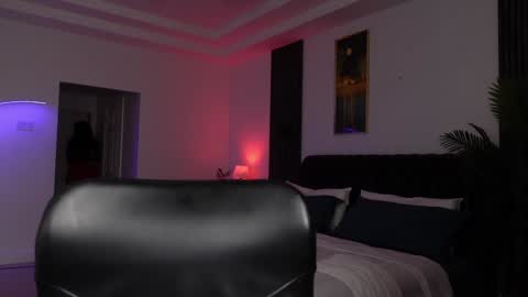 Miss K online show from February 1, 1:30 pm