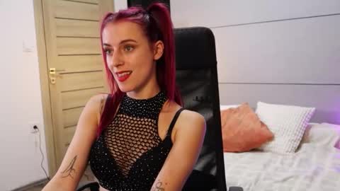 Snapshot of misslanaxx chatting on October 6, 6:59 pm MissLanaX online show from October 6, 6:59 pm