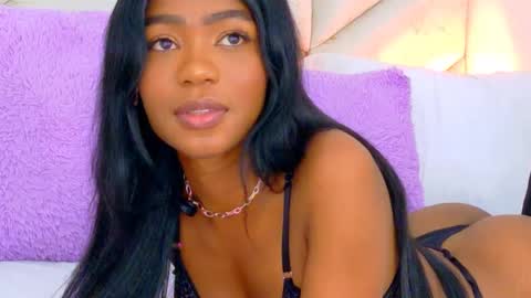 Snapshot of misslilith69 chatting on September 30, 5:01 pm lyly  independient model online show from September 30, 5:01 pm