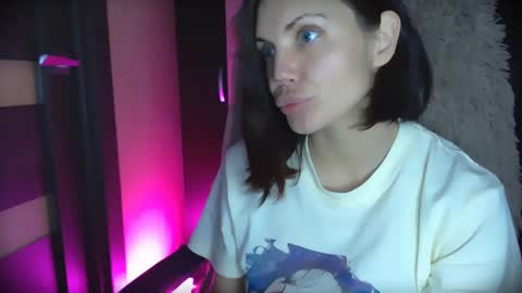Misslovexq online show from May 12, 3:32 pm