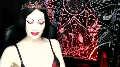 MissMoonDoll online show from September 18, 4:16 am