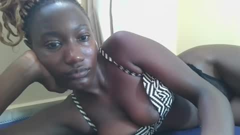 pretty gal online show from March 11, 9:13 am