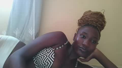 pretty gal online show from March 9, 9:57 am