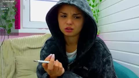 . online show from September 20, 6:27 am