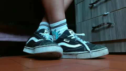 TELL ME MISS online show from March 5, 3:18 pm