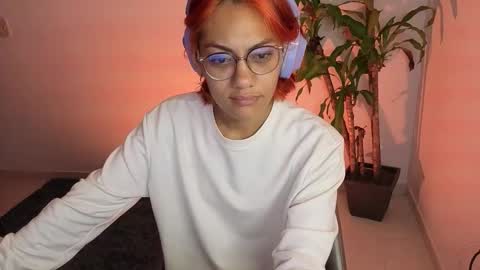 IG MISSVENUSS1 online show from November 4, 8:37 am