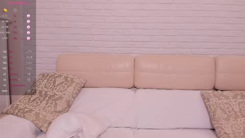 missxcaprice online show from September 14, 2:58 am